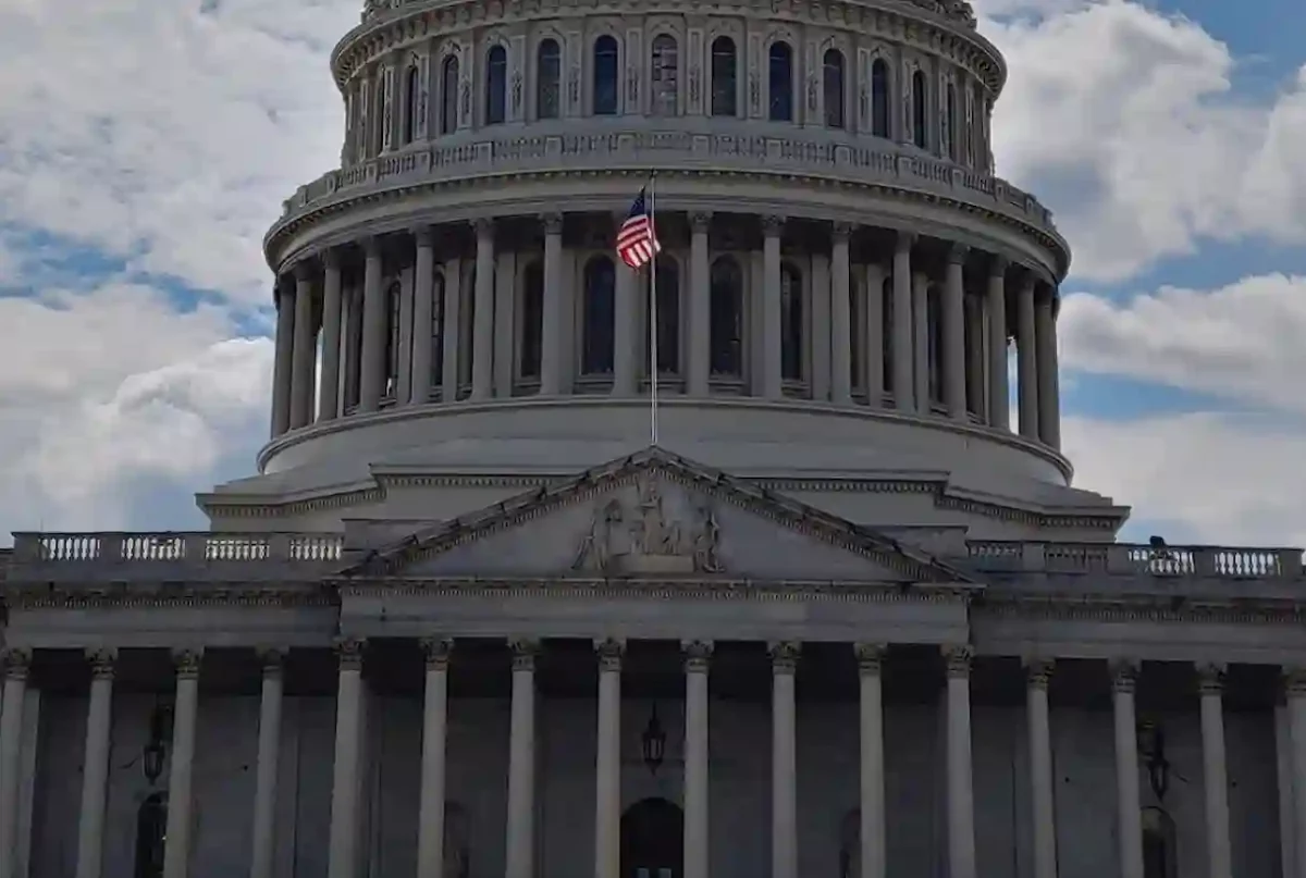 Demócratas y republicanos, de acuerdo en proteger los contenidos de la IA