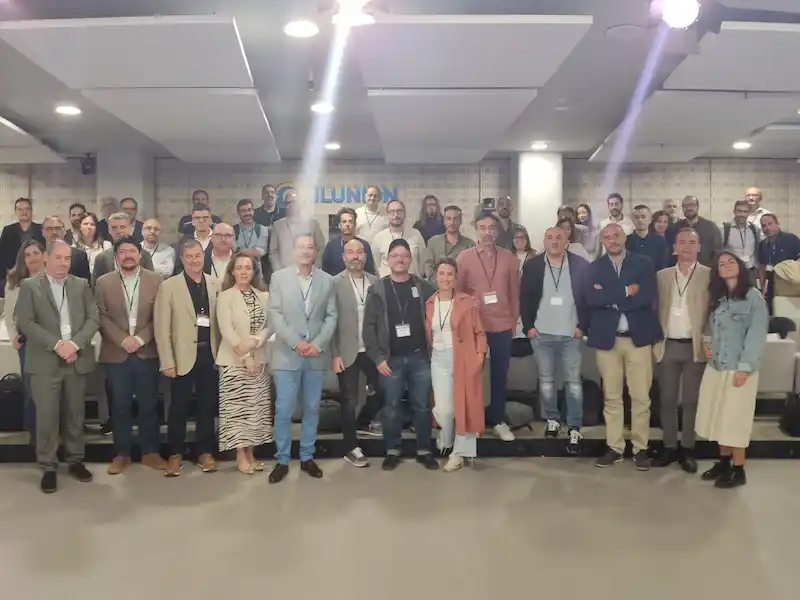 Asistentes a AInnovación